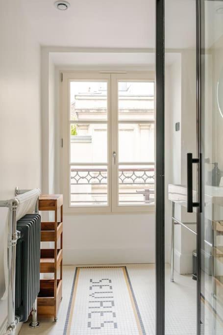 Luxueux -saint Germain Des Pres - Centre De Appartement Paris